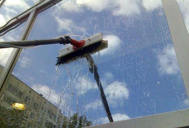 Мытье окон и фасадов